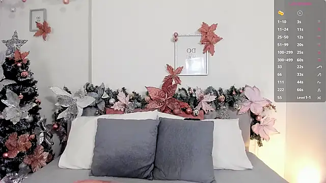 Snapshot of Hannaos chatting on 12/20/25, 11:17 Hannaos online show from 12/20/25, 11:17