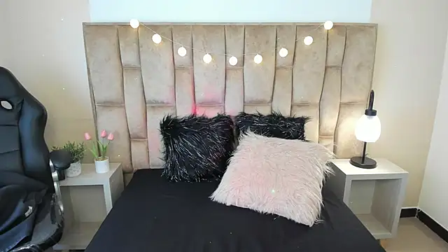 Esteff  o2 online show from 03/07/25, 07:38