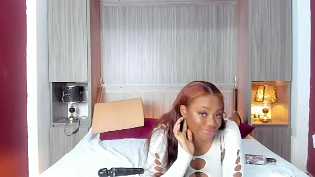 Snapshot of KendallRosse1 chatting on 01/14/25, 06:07 KendallRosse1 online show from 01/14/25, 06:07