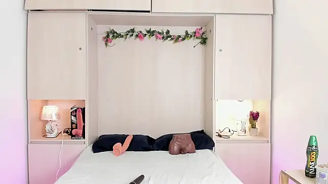 KendallRosse1 online show from 12/03/25, 11:52