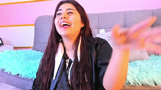 Danna adams01 online show from 12/14/24, 11:18