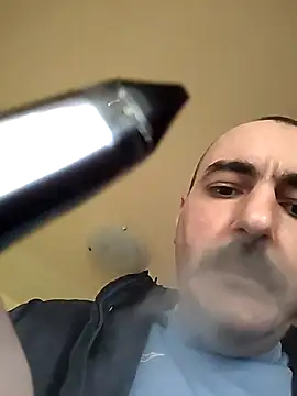 Snapshot of Maryo0001 chatting on 11/09/25, 10:46 Maryo0001 online show from 11/09/25, 10:46