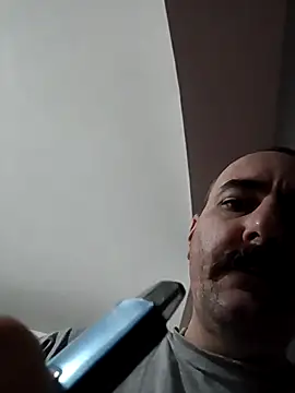 Snapshot of Maryo0001 chatting on 11/20/25, 10:31 Maryo0001 online show from 11/20/25, 10:31