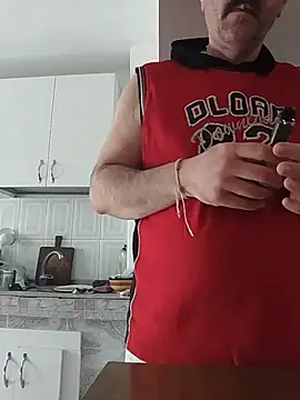 Snapshot of Maryo0001 chatting on 03/15/26, 08:31 Maryo0001 online show from 03/15/26, 08:31