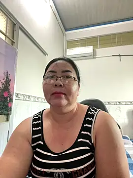 NDith online show from 10/31/25, 07:53