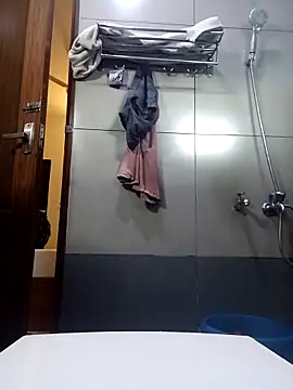 Snapshot of littlehornysons chatting on 01/29/25, 04:26 littlehornysons online show from 01/29/25, 04:26