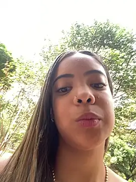 Snapshot of NAUGHTY_LITTLE_18 chatting on 02/02/25, 06:10 NAUGHTY LITTLE 18 online show from 02/02/25, 06:10