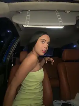 Snapshot of NAUGHTY_LITTLE_18 chatting on 09/12/25, 03:06 NAUGHTY LITTLE 18 online show from 09/12/25, 03:06