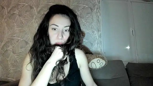 Snapshot of Karina_sunny chatting on 02/28/25, 10:28 Karina sunny online show from 02/28/25, 10:28