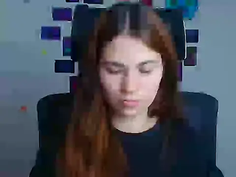 Loon Amore online show from 11/24/25, 06:35