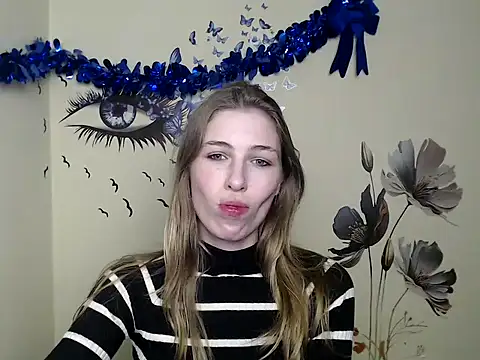 StrangerGi online show from 01/09/25, 01:02