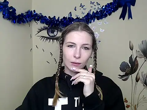 StrangerGi online show from 01/16/25, 01:04