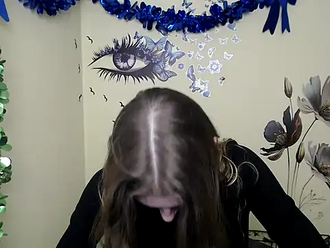 StrangerGi online show from 02/19/25, 01:06