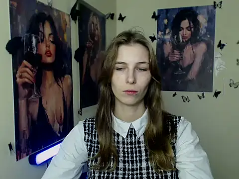 StrangerGi online show from 10/26/25, 07:47