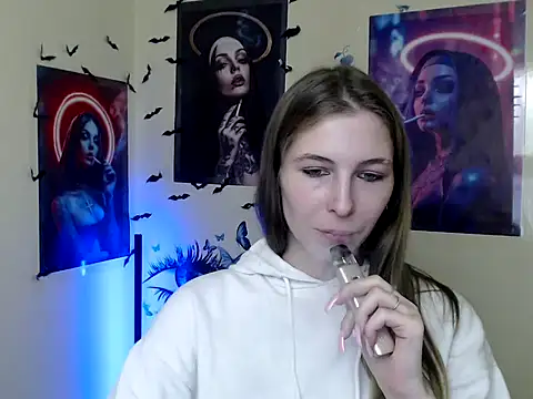 StrangerGi online show from 11/04/25, 01:10