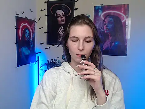 StrangerGi online show from 12/05/25, 01:31