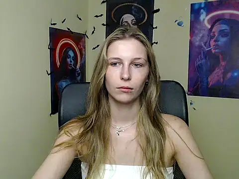 StrangerGi online show from 06/13/26, 06:44