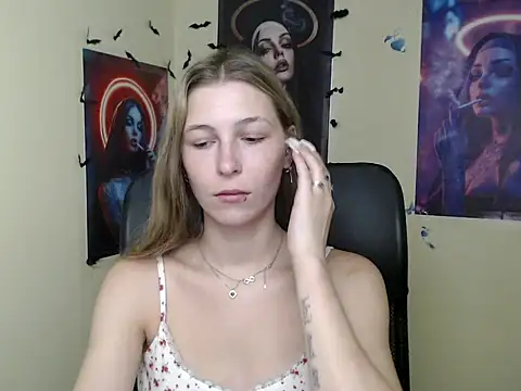 StrangerGi online show from 07/03/26, 06:20