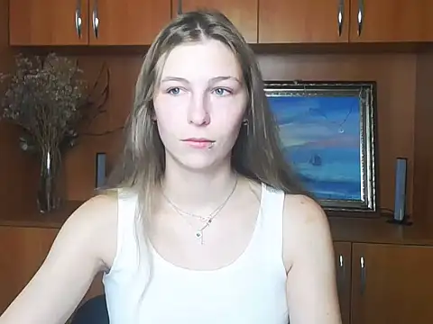 StrangerGi online show from 07/15/26, 06:18