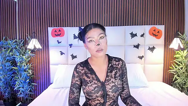 CailynBrowm online show from 10/26/25, 04:40