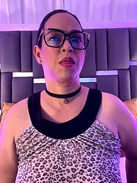 Snapshot of talivega chatting on 11/03/25, 08:43 talivega online show from 11/03/25, 08:43