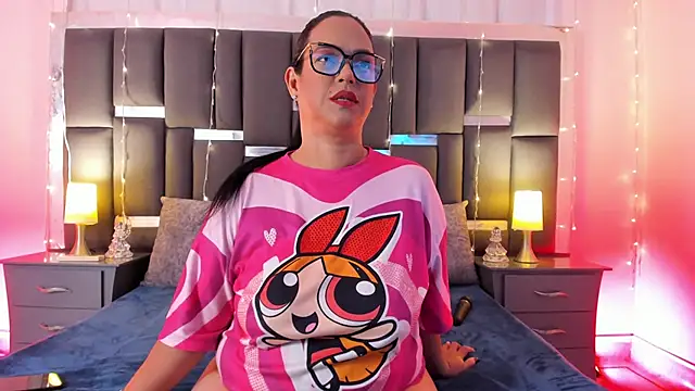 Snapshot of talivega chatting on 11/30/25, 07:29 talivega online show from 11/30/25, 07:29