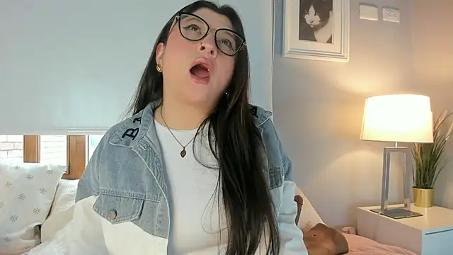 hannaasweet online show from 03/22/25, 05:52