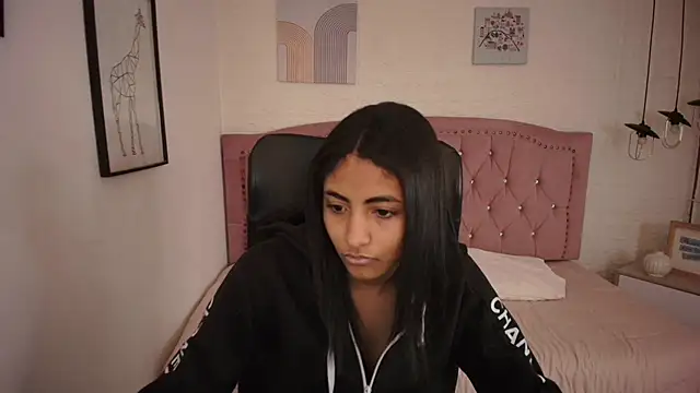 shaneelle online show from 11/20/25, 03:07