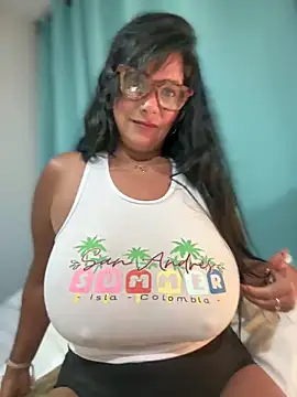 Snapshot of Saorii_kiido chatting on 02/14/25, 02:07 Saorii kiido online show from 02/14/25, 02:07