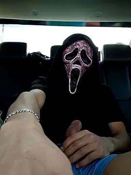 Snapshot of Alfrendino44 chatting on 12/17/25, 08:37 Alfrendino44 online show from 12/17/25, 08:37