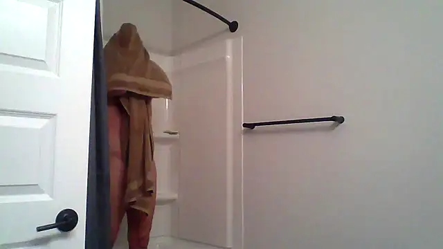 Goldenbear3111 online show from 03/04/26, 04:51