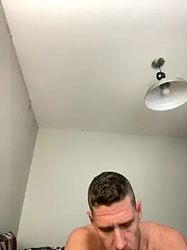 Snapshot of Camcam21 chatting on 10/16/25, 08:21 Camcam21 online show from 10/16/25, 08:21