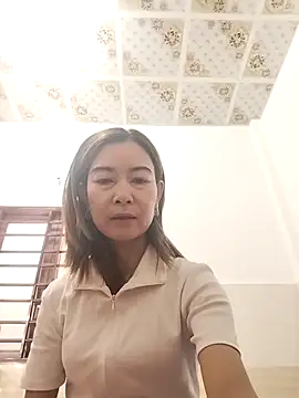 Snapshot of Sexy-ladyboobs20 chatting on 11/28/25, 01:30 Sexy-ladyboobs20 online show from 11/28/25, 01:30