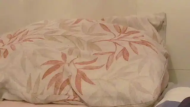 Snapshot of katymojadit chatting on 02/11/26, 02:44 katymojadit online show from 02/11/26, 02:44