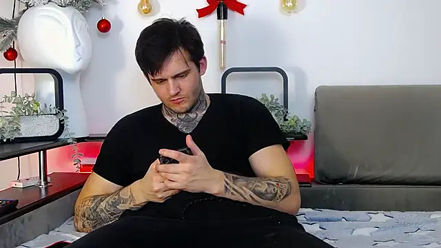 Snapshot of CarterCole chatting on 12/26/24, 01:43 CarterCole online show from 12/26/24, 01:43