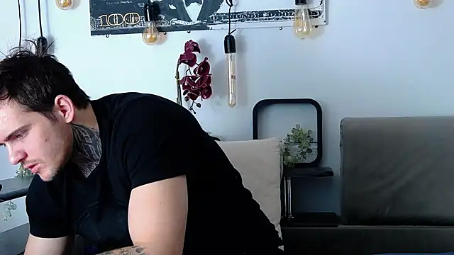 Snapshot of CarterCole chatting on 03/01/25, 08:02 CarterCole online show from 03/01/25, 08:02