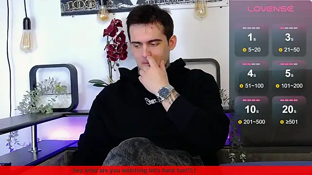 Snapshot of CarterCole chatting on 03/16/25, 08:10 CarterCole online show from 03/16/25, 08:10