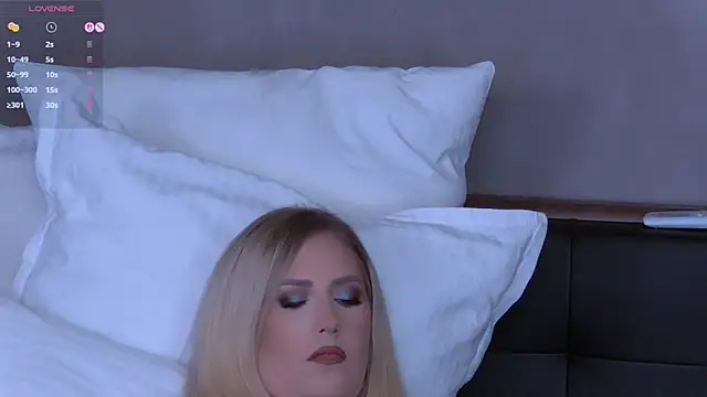 OndinaNoir online show from 11/21/25, 07:01