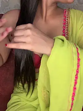 Snapshot of sexy_shivi chatting on 09/28/25, 08:47 sexy shivi online show from 09/28/25, 08:47