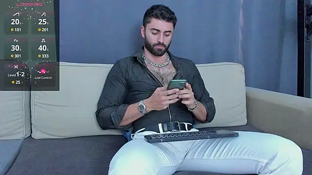 Snapshot of RawAdam chatting on 12/10/24, 09:55 RawAdam online show from 12/10/24, 09:55