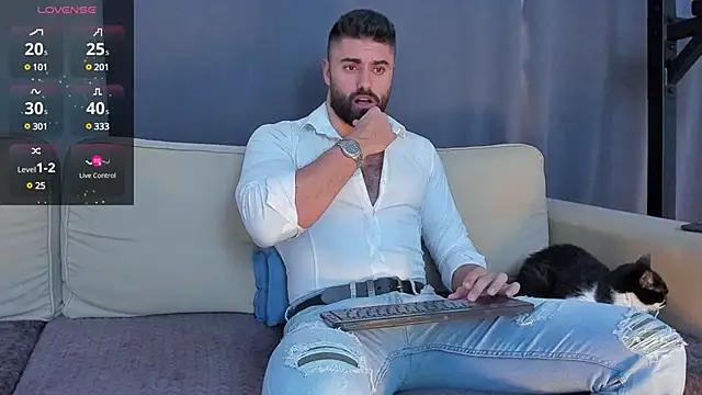 Snapshot of RawAdam chatting on 12/21/24, 09:33 RawAdam online show from 12/21/24, 09:33