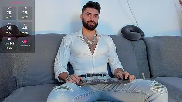 Snapshot of RawAdam chatting on 02/06/25, 05:25 RawAdam online show from 02/06/25, 05:25