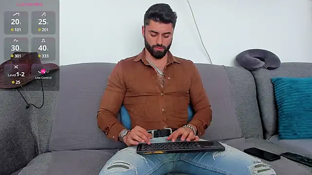 Snapshot of RawAdam chatting on 02/19/25, 11:17 RawAdam online show from 02/19/25, 11:17