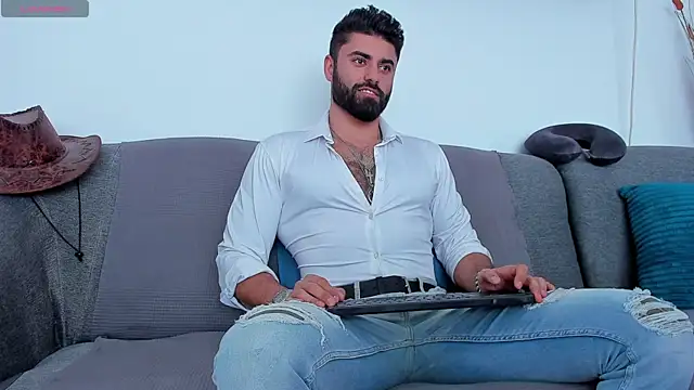 Snapshot of RawAdam chatting on 02/23/25, 10:06 RawAdam online show from 02/23/25, 10:06