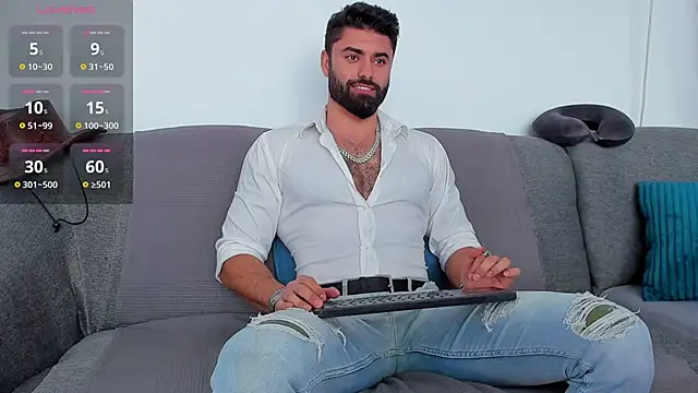 Snapshot of RawAdam chatting on 03/03/25, 12:27 RawAdam online show from 03/03/25, 12:27