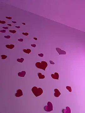 izanmiller2001 online show from 04/11/26, 12:04