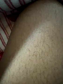 Snapshot of Manu005 chatting on 09/18/25, 06:10 Manu005 online show from 09/18/25, 06:10