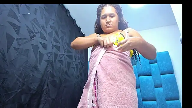 Snapshot of dirtygirl_hot chatting on 03/22/25, 07:57 dirtygirl hot online show from 03/22/25, 07:57