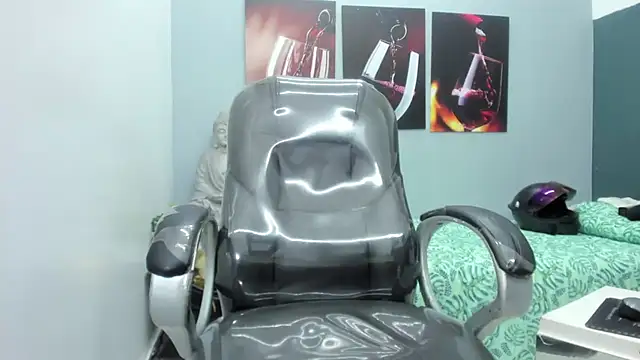 Noha scott online show from 02/27/25, 01:59