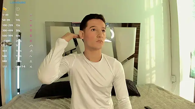 Snapshot of jey_7m chatting on 09/10/25, 12:05 jey 7m online show from 09/10/25, 12:05